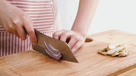 夏天最好吃的肉菜！清爽又开胃，一点不油腻，卷一下就能成！