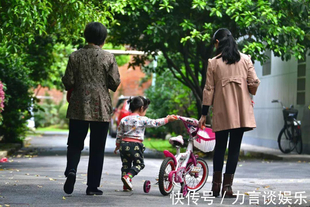 老人|90后出现一种“新型不孝”,比啃老更过分,很多父母都在默默忍受