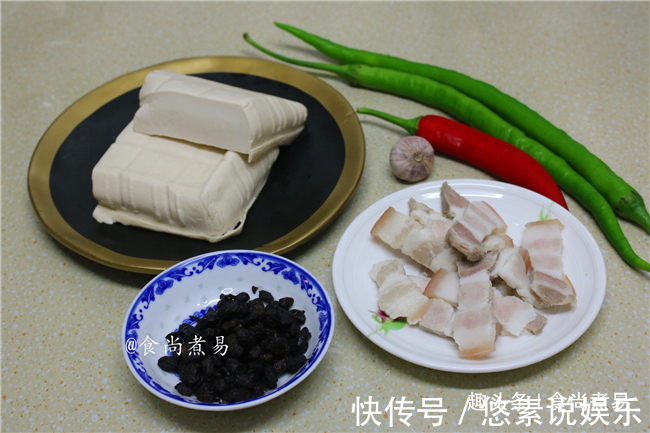 豆腐此做法，秒杀一切家常菜，焦香开胃很大气，顿顿吃都不厌