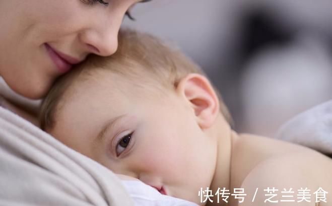 女性|女性不想老太快，年过40岁，多做4件事，“拖住”绝经