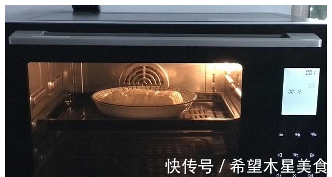 水淀粉|豆腐这样做太下饭了，加2个鸡蛋，简单一蒸，鲜美营养还不上火！