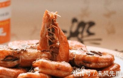 n大虾以后别再水煮了,高级餐厅大厨教你新办法,几天不吃就馋!