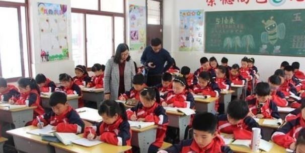 自动铅笔&为什么小学生不让用自动铅笔?其中暗藏玄机,真不是老师胡乱要求