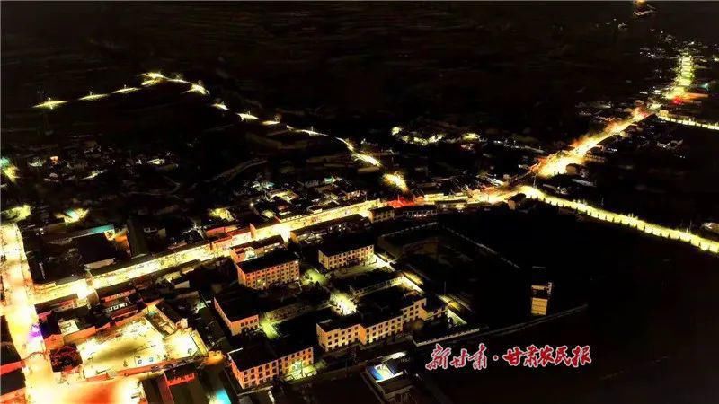 静宁甘沟小镇的夜景等你去“撩”