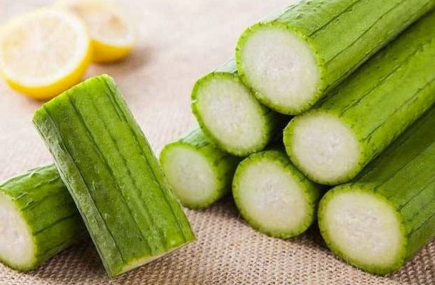 丝瓜汁|这种瓜一身是宝 刮皮煮水泡澡可去痱子