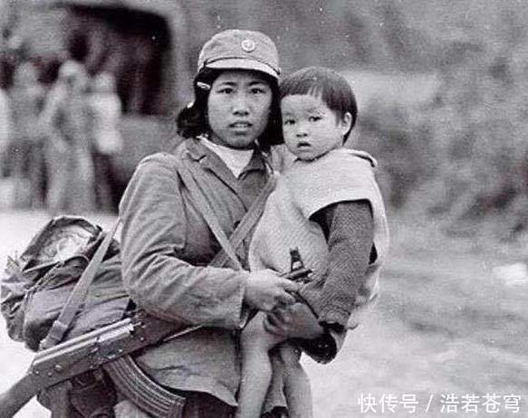 美军士兵|美军飞行员俘虏，为何总被越南女兵押解？这才是越南的聪明之处