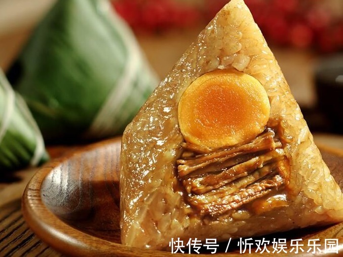 粽子|包粽子，糯米泡多久才能包多数人不懂，难怪下锅就漏米，还夹生