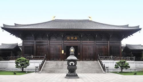 全国唯一全部采用红木搭建的寺庙耗资8亿可屹立千年不倒