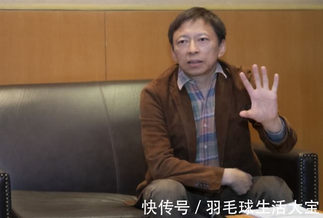 张朝阳|曾经的互联网巨头，和马云同龄，旗下三家上市公司却选择退隐