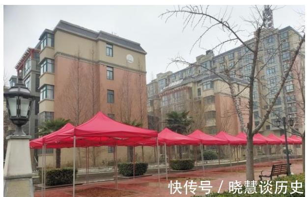楼层|滚滚红尘：恶霸上门闹事，欺负姑娘没靠山，哪料姑娘一招吓跑他