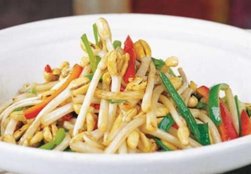 胖人晚餐多食此菜，隔三天吃一吃，排出身体毒素，肚子越吃越瘦