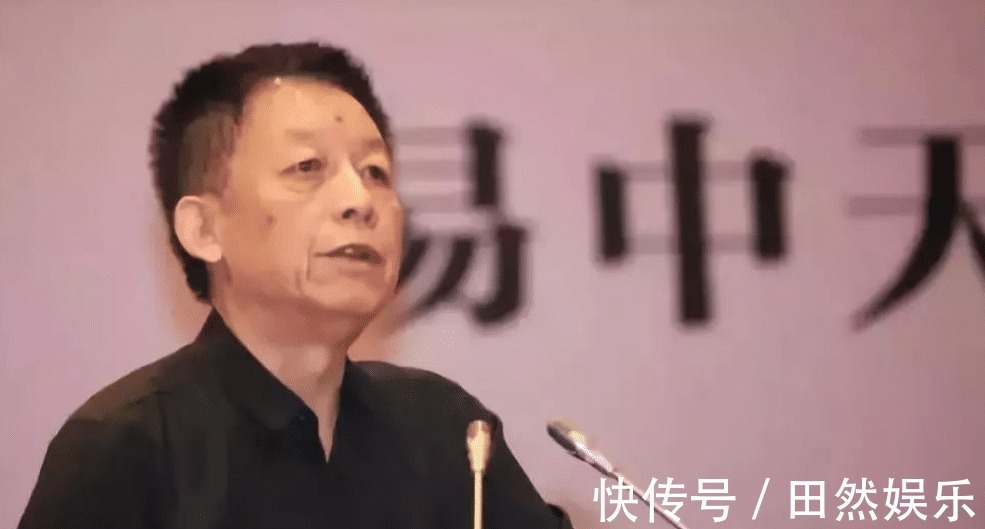 文化苦旅$著名学者易中天多次批评余秋雨,文人相轻余秋雨我不认识他