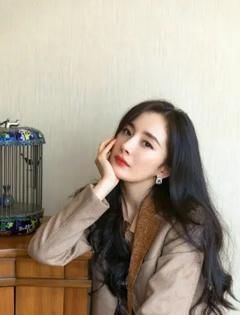 额头|女生拍照容易上镜,脸上都少不了这4个“特征”!中2个就是高级脸