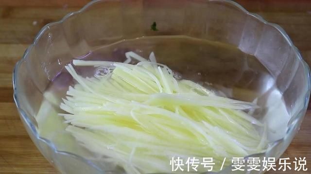 鸡蛋|2个土豆，3个鸡蛋，秘制一做，饭店卖100块，学会天天在家做