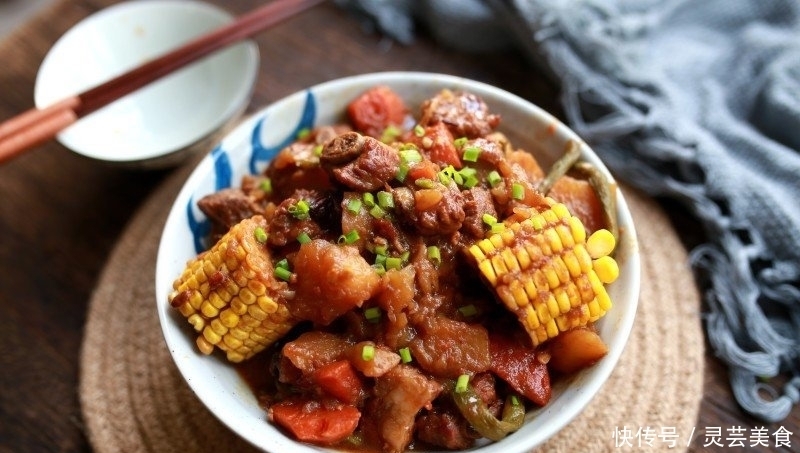 东北|这几道东北菜肴,为何南方人“很嫌弃”,东北人却爱到疯狂?