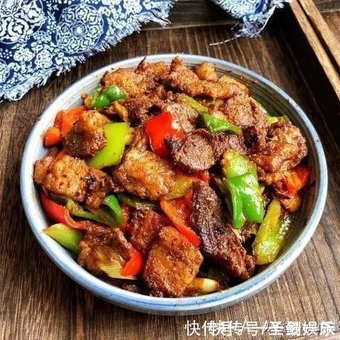 肥肠|正月十五元宵节家宴推荐，22道菜有荤有素，盘盘色香味俱全