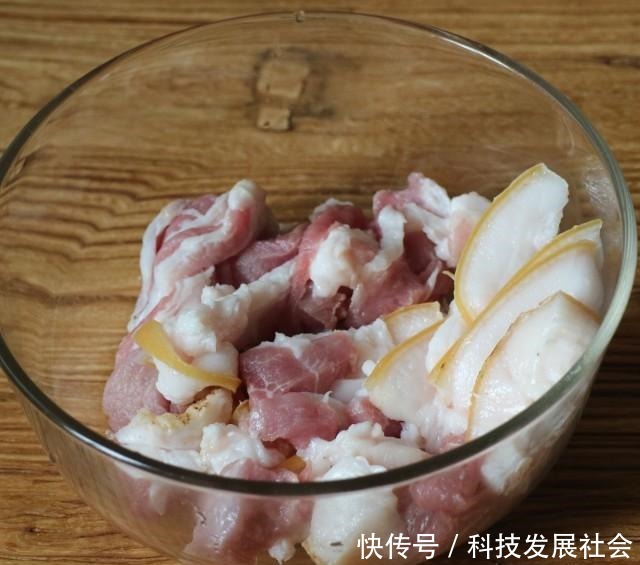粉蒸肉,入口即化,简直不要太香……