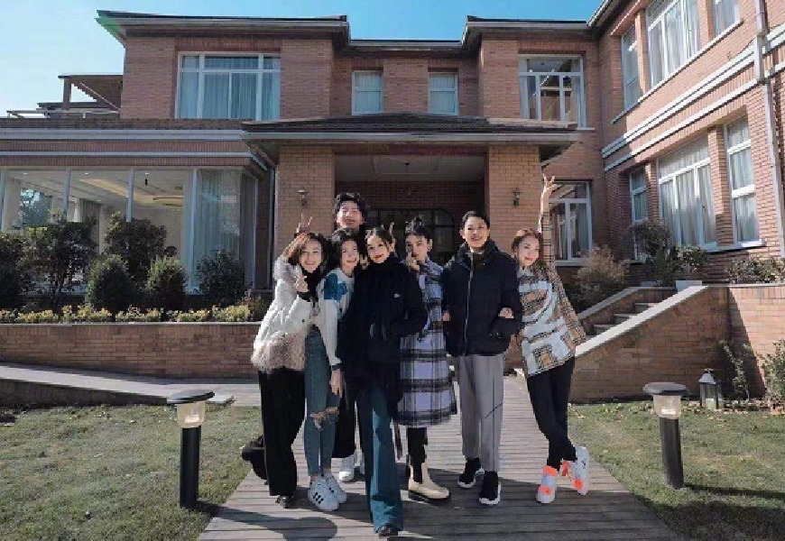 芒果台综艺自带月老属性,王子文吴永恩在一起,陈乔恩艾伦好甜蜜