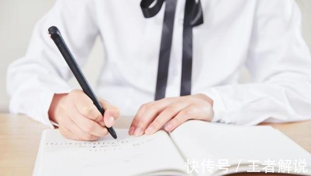 孩子们|普通家庭也能培养出学霸,父母要狠抓孩子小学时期的陪伴教育