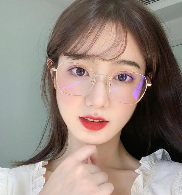 眉毛|“戴眼镜”的女人,这样化妆才好看!放大双眼又气质,颜值提升快