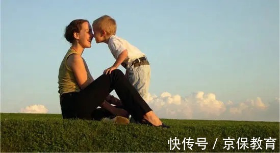 孩子|自闭症：当孩子出现这5种特征时，家长们要注意了！