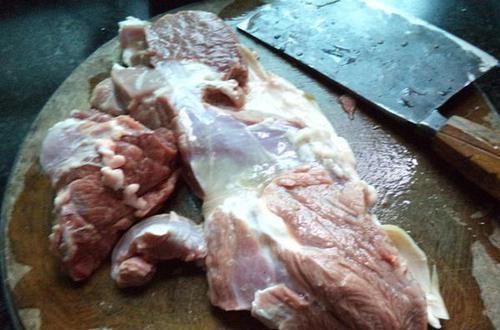 清洗羊肉,不要直接用水洗!30年老师傅教你,羊肉快速洗净无膻味