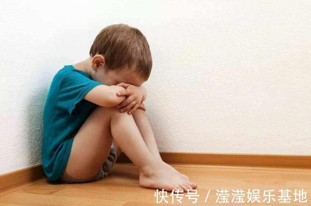 孩子|孩子有这8个迹象,表明你正在养育一个自卑的孩子,家长们要重视