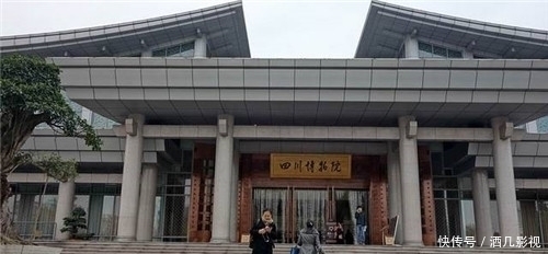 渔民江中捞出一块废铁,论斤卖了65元,专家研究后3亿打水漂了