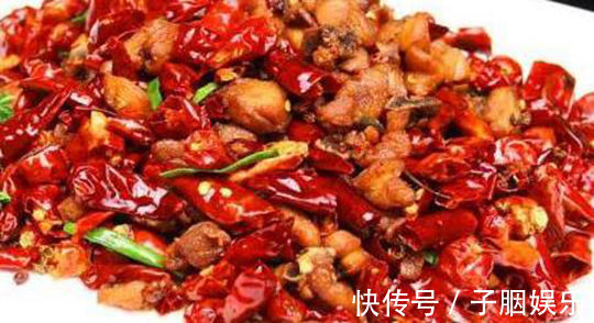 辣炒千叶豆腐|美食推荐:辣炒千叶豆腐,酒鬼花生,花菜虎皮蛋炒肉片,干煸鸡