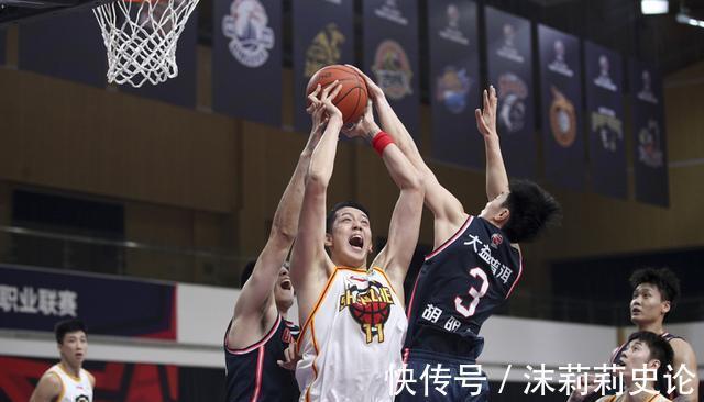 天津队|美媒新交易方案!火箭得到三位新星+两个首轮签,伍德空降尼克斯