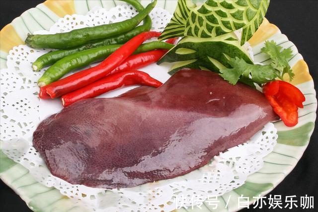 猪肝|饭店的炒猪肝,为啥滑嫩不老?别再焯水了,教你一招,香嫩没腥味