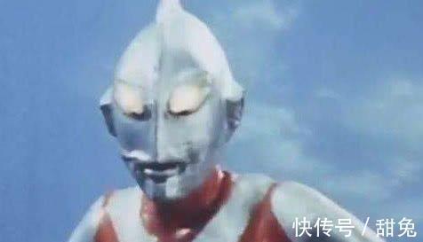 赛迦奥特曼|假如圆谷送你一个奥特曼皮套，这4个你要哪个，真爱粉才选最后一个