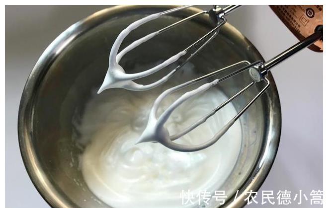 蛋黄|天冷了,这早餐成了孩子的最爱,一口一个营养好吃,平底锅就能做