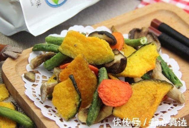 枣红枣|一口“嘎嘣脆”的小零食，看到第2就忍不住了，你最爱囤哪款