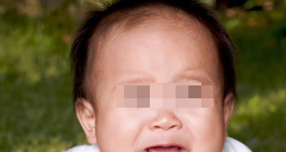 宝宝|妈妈一走就哭,是宝宝过度依赖吗?哭是对的,不哭才“有问题”