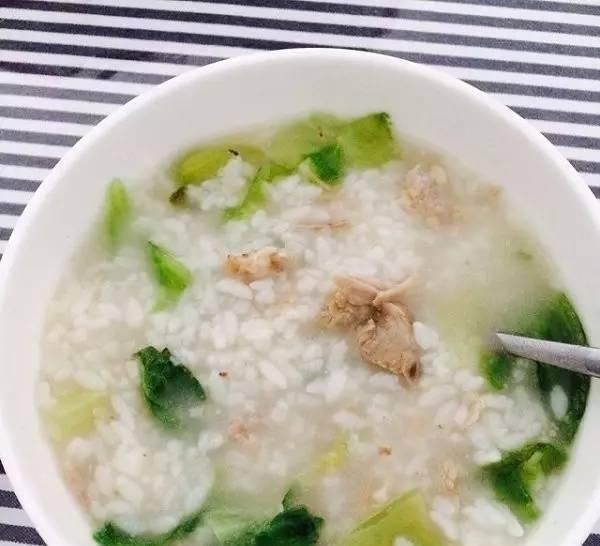 汤泡饭|这3个儿童食品早被医生拉黑，不少家长不知道，还在坚持给娃吃