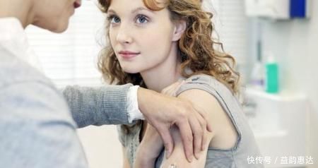 此物|女人短裤里出现“此物”,勿忽视,有可能是宫颈癌早期”信号“