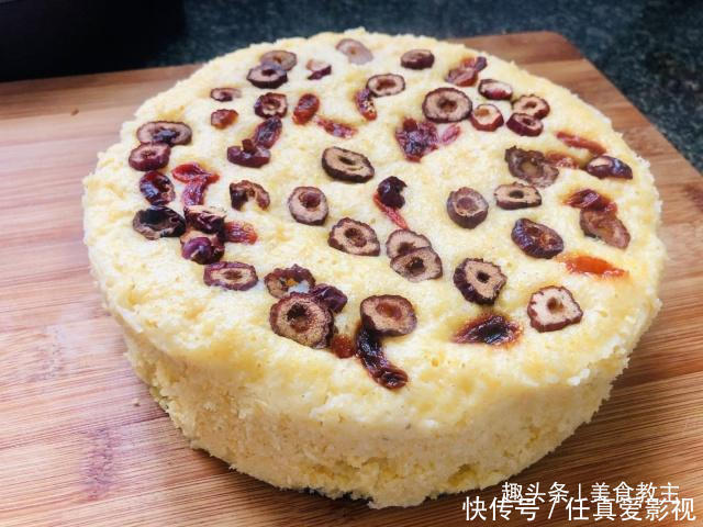 蛋糕|教你做玉米面发糕,用筷子拌一拌,上锅蒸一蒸,比蛋糕还要好吃