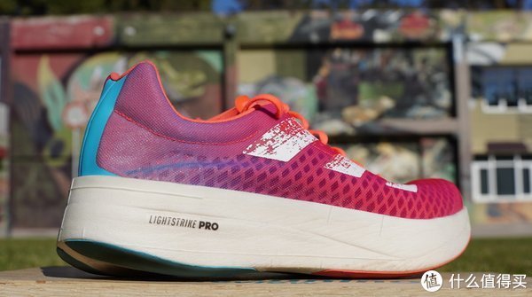 外国 抛开品牌只看产品,国产跑鞋和外国跑鞋的差距到底有多大?