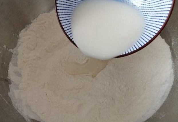 蒸馒头，记住4个知识点，馒头光滑饱满，暄软不塌，比买的都好吃