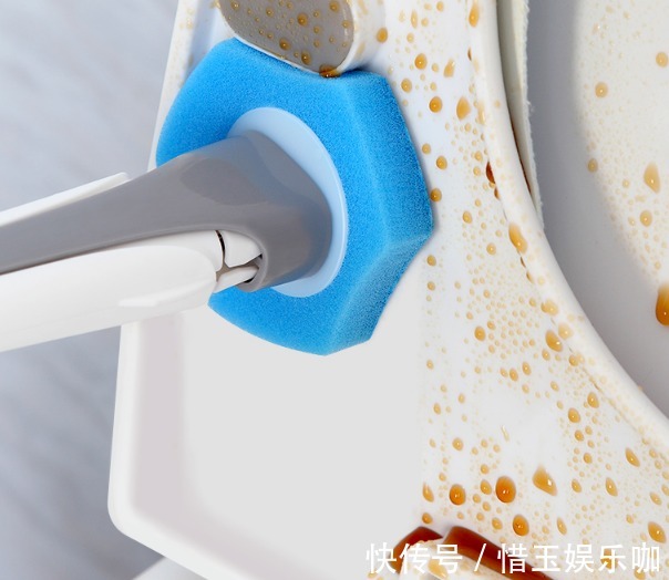 脸盆|建议:若不差钱,这4样东西记得给卫生间备上,方便实用还不贵!