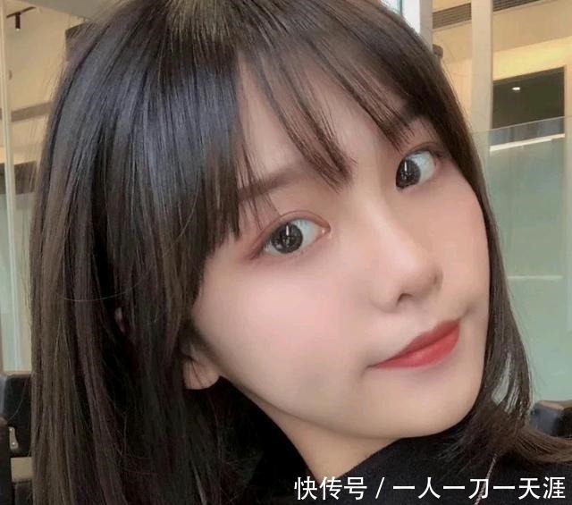 分享几款适合方脸、大脸的发型，显脸小还减龄，很适合新年剪