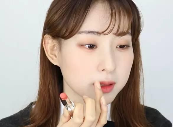 step|化了这个“学生妆”,再也没人叫你阿姨了!