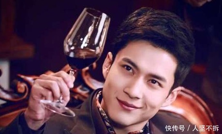 父亲|此人父亲是清末首富,妻子是总理千金,自己却晚年凄凉,横尸街头!