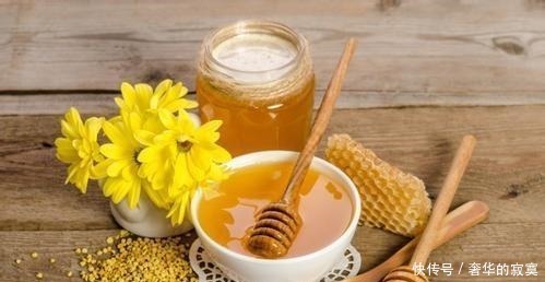 生姜与它泡水喝, 排出黑臭宿便, 肾变强口臭没了、皮肤细腻有光泽!