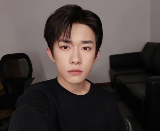 综艺|首档空军综艺来袭,网传有TFBOYS成员,还有36位男艺人!