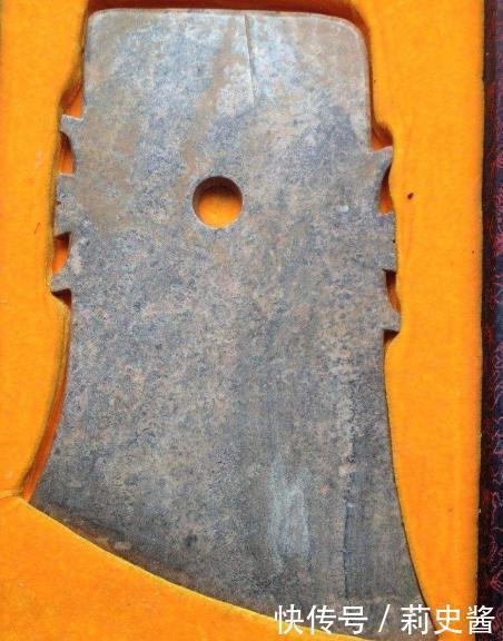 考古发现12万年前古玉,形成原因成谜,专家怎么办到的