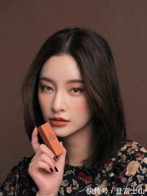 发型 自己的脸型适合什么发型不管是20岁还是50岁,3秒读懂!