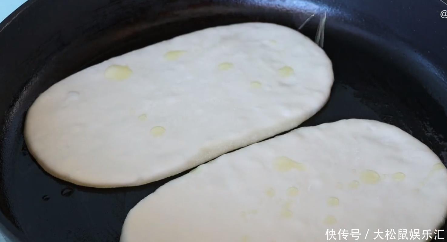 学会这个和面配方：做出家常饼，口袋饼，春饼，个个柔软好吃