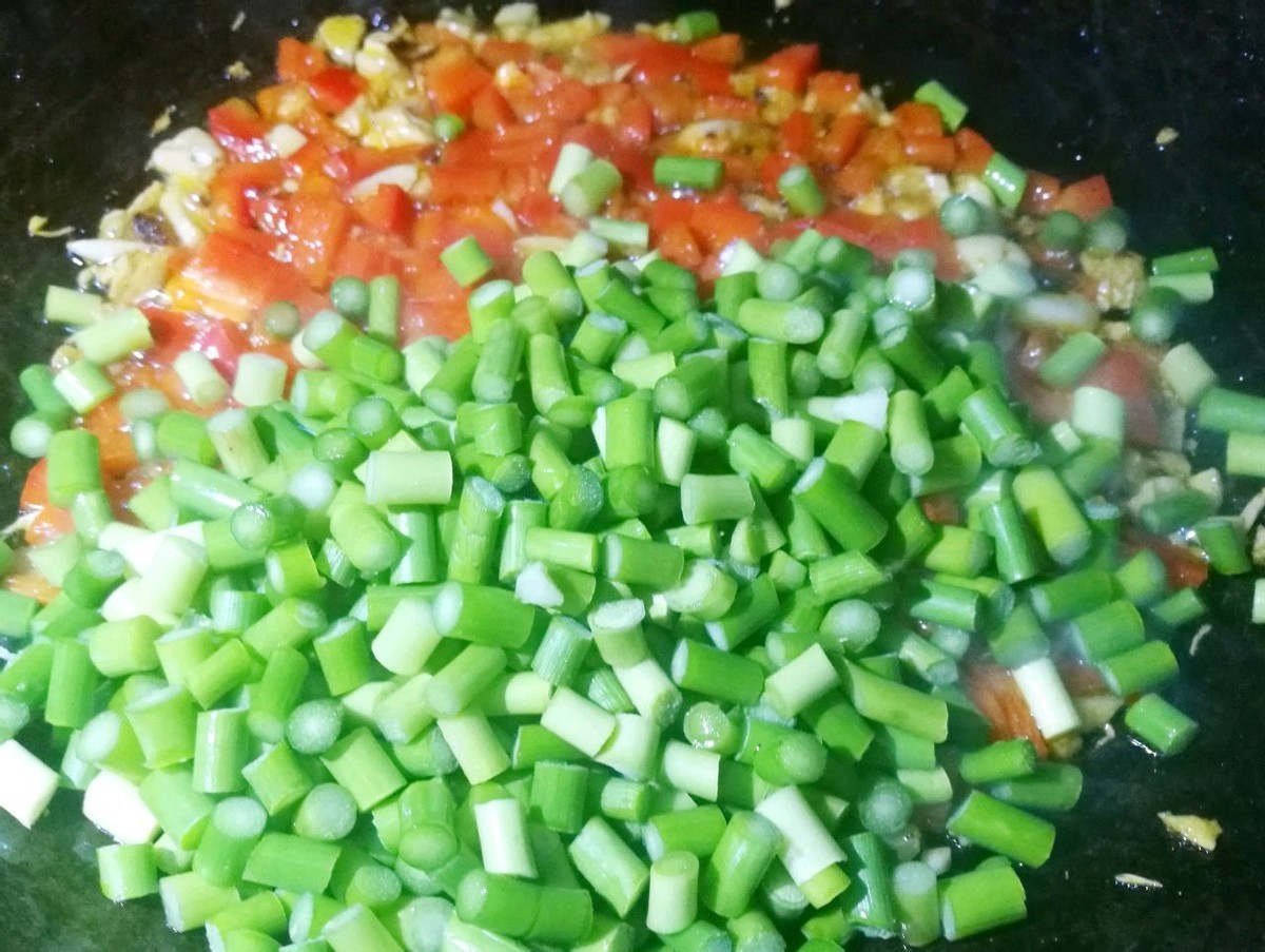 这道菜|香干搭配蒜薹，随手一炒就是一道下饭菜，大人孩子都爱吃